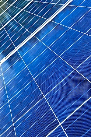 simsearch:400-05380326,k - Array of alternative energy photovoltaic solar panels Stock Photo - Budget Royalty-Free & Subscription, Code: 400-05386104