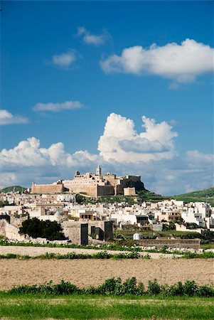 view of victoria town in gozo island malta Stock Photo - Budget Royalty-Free & Subscription, Code: 400-05386155