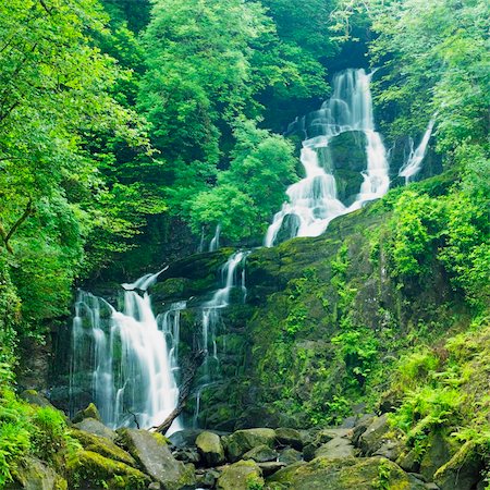 Torc Waterfall, Killarney National Park, County Kerry, Ireland Photographie de stock - Aubaine LD & Abonnement, Code: 400-05387297