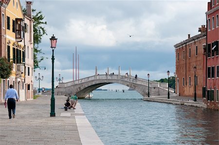 simsearch:400-05387777,k - The bridge over the canal in Venice, Italy Foto de stock - Royalty-Free Super Valor e Assinatura, Número: 400-05387642