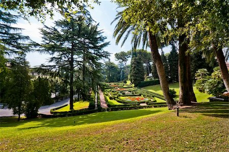 View at the Vatican Gardens in Rome, Italy Stockbilder - Microstock & Abonnement, Bildnummer: 400-05387700