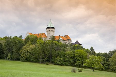 simsearch:400-05690633,k - Smolenice Castle, Slovakia Photographie de stock - Aubaine LD & Abonnement, Code: 400-05387891