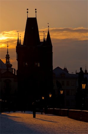 simsearch:400-05690668,k - Charles Bridge at dawn, Prague, Czech Republic Stockbilder - Microstock & Abonnement, Bildnummer: 400-05387902
