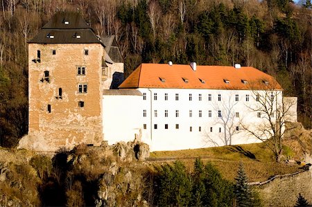 simsearch:400-05690633,k - castle Becov nad Teplou, Czech Republic Photographie de stock - Aubaine LD & Abonnement, Code: 400-05388383