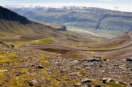 Mountain harpin part of 917 route. North part of Iceland. Stockbilder - Microstock & Abonnement, Bildnummer: 400-05382344