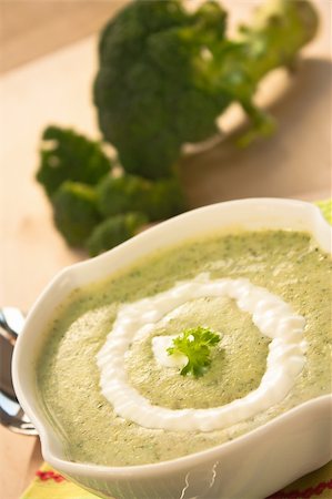 simsearch:400-06088770,k - Rich vegetable broccoli soup with cream garnish Stock Photo - Budget Royalty-Free & Subscription, Code: 400-05666496