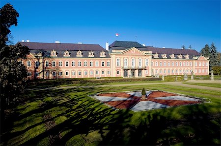 simsearch:400-05897066,k - Dobris Palace, Czech Republic Stock Photo - Budget Royalty-Free & Subscription, Code: 400-05668446