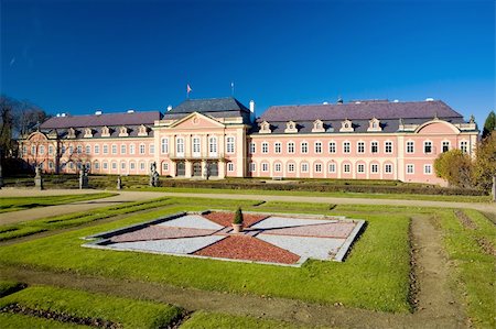 simsearch:400-05897066,k - Dobris Palace, Czech Republic Stock Photo - Budget Royalty-Free & Subscription, Code: 400-05668447