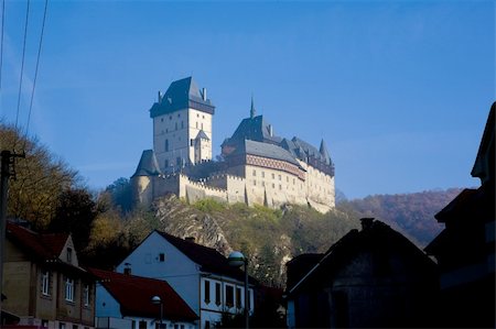 simsearch:400-05690633,k - Karlstejn Castle, Czech Republic Photographie de stock - Aubaine LD & Abonnement, Code: 400-05668442