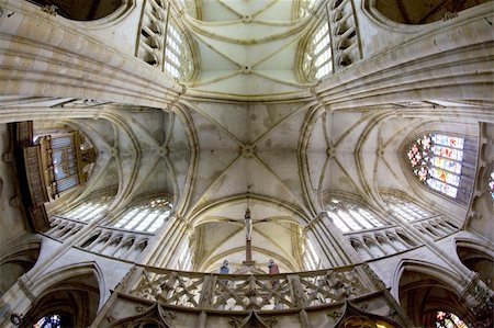 simsearch:400-05387347,k - interior of basilica Notre-Dame-de-l´Eoine, L'Epine, Champagne, France Photographie de stock - Aubaine LD & Abonnement, Code: 400-05668517