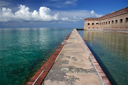 Scenic Dry Tortugas National Park, Florida Keys Stock Photo - Budget Royalty-Free & Subscription, Code: 400-05668614