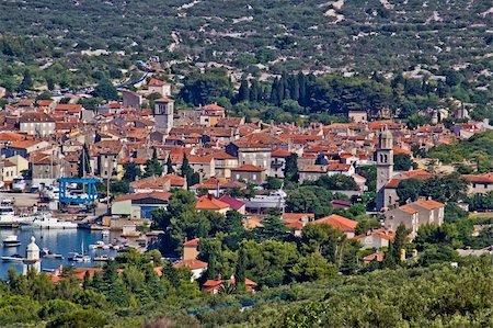 simsearch:400-07754772,k - Old mediterannean town of Cres, Croatia, Island of cres, with traditional dalmatian architecture Photographie de stock - Aubaine LD & Abonnement, Code: 400-05674924