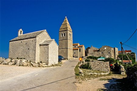 simsearch:400-05728180,k - Old mediterranean town of Lubenice, Island of Cres, Croatia Stockbilder - Microstock & Abonnement, Bildnummer: 400-05673675