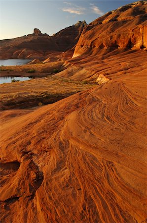 Magnificent red sandstone formations along the shores of Lake Powell, Arizona, United States. Photographie de stock - Aubaine LD & Abonnement, Code: 400-05687813