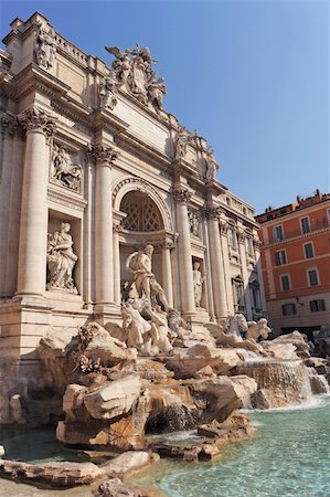 fontana di trevi - the fontana di Trevi is the largest Baroque fountain in the city and one of the most famous fountains in the world Fotografie stock - Microstock e Abbonamento, Codice: 400-05680045