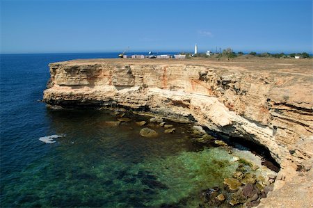 simsearch:400-05150143,k - Rocky cliffs, the Black Sea coast Foto de stock - Super Valor sin royalties y Suscripción, Código: 400-05680361