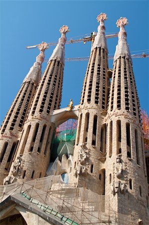 simsearch:851-02963077,k - BARCELONA, SPAIN - May 23: La Sagrada Familia - the impressive cathedral designed by Gaudi, which is being build since 19 March 1882 and is not finished yet May 23, 2011 in Barcelona, Spain. Stock Photo - Budget Royalty-Free & Subscription, Code: 400-05680404
