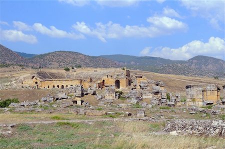 Pamukkale. Turkey. Hierapolis Amphitheatre against blue sky Photographie de stock - Aubaine LD & Abonnement, Code: 400-05682336