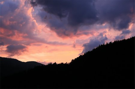 simsearch:400-07087298,k - red sunset in the mountains Foto de stock - Super Valor sin royalties y Suscripción, Código: 400-05683855
