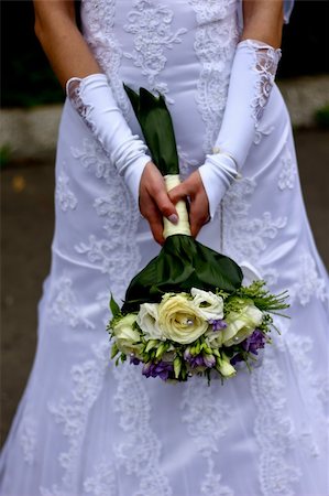 pergamepaper (artist) - bride's flowers bouquet Photographie de stock - Aubaine LD & Abonnement, Code: 400-05683857