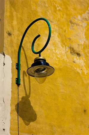 pergamepaper (artist) - street lamp with shadow on the wall Photographie de stock - Aubaine LD & Abonnement, Code: 400-05683873