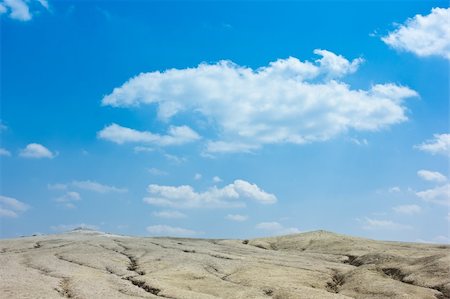 acitve mud volcanoes, buzau, romania Foto de stock - Royalty-Free Super Valor e Assinatura, Número: 400-05683885