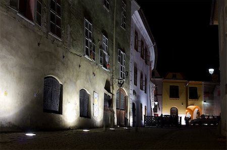 night viev of a street in sighisoara romania Photographie de stock - Aubaine LD & Abonnement, Code: 400-05683902