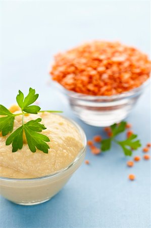 simsearch:400-05672477,k - Red lentils and lentil hummus in bowls Photographie de stock - Aubaine LD & Abonnement, Code: 400-05695760