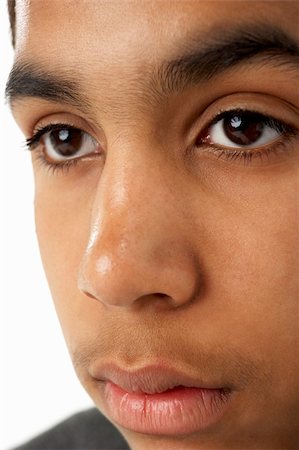 simsearch:400-05734794,k - Close-Up Of Young Boy's Face Foto de stock - Super Valor sin royalties y Suscripción, Código: 400-05697036