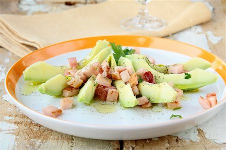 simsearch:400-04293911,k - vegetable salad with avocado Stock Photo - Budget Royalty-Free & Subscription, Code: 400-05699192