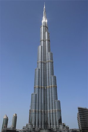 fenêtre sur le monde - highest building in the world burj khalifa dubai Photographie de stock - Aubaine LD & Abonnement, Code: 400-05699479