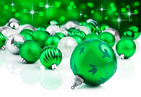 simsearch:400-05359450,k - Green christmas ornament baubles with star background Stock Photo - Budget Royalty-Free & Subscription, Code: 400-05690136