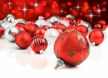 simsearch:400-04073863,k - Red decorative christmas ornaments with star background Photographie de stock - Aubaine LD & Abonnement, Code: 400-05690137