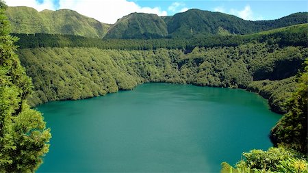 santiago island - Santiago Lagoon, in Sao Miguel Island, Azores, Portugal Foto de stock - Super Valor sin royalties y Suscripción, Código: 400-05690323