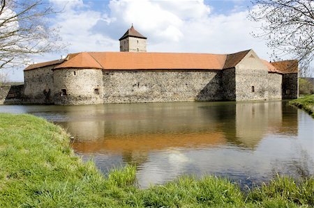 simsearch:400-05690636,k - Water Castle Svihov, Czech Republic Stock Photo - Budget Royalty-Free & Subscription, Code: 400-05690647