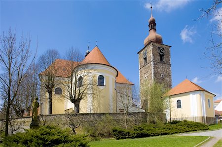 simsearch:400-05388385,k - St. John's Church and town tower, Pribyslav, Czech Republic Fotografie stock - Microstock e Abbonamento, Codice: 400-05690677