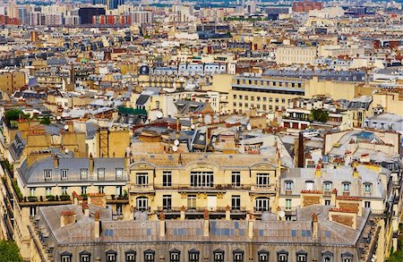 french quarter - Bird's-eye View Panorama of Paris Rooftops Photographie de stock - Aubaine LD & Abonnement, Code: 400-05706938