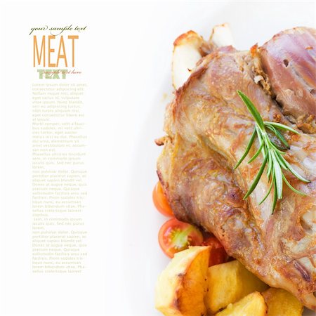 simsearch:400-07572068,k - Delicious roasted and baked Veal knuckle with potatoes Stock Photo - Budget Royalty-Free & Subscription, Code: 400-05707055
