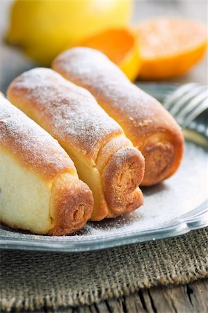 simsearch:400-07420117,k - Delicious jam rolls. Baked pastry filled with fruit marmelade. Stock Photo - Budget Royalty-Free & Subscription, Code: 400-05707059