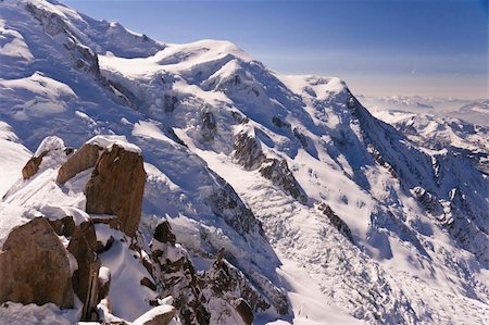 simsearch:400-09081436,k - Massif Mont-Blanc, Aiguille du Midi. France. 3842 meters above sea level. Foto de stock - Super Valor sin royalties y Suscripción, Código: 400-05715853