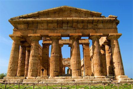 A view of Paestum Temple, Salerno, Italy Stock Photo - Budget Royalty-Free & Subscription, Code: 400-05716641