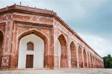 ornamental arches of Humayun's tomb in Delhi, India as an example of Persian architecture Stock Photo - Budget Royalty-Free & Subscription, Code: 400-05719794