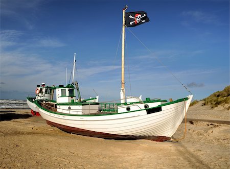 Fishing boat at the Danish west coast Stock Photo - Budget Royalty-Free & Subscription, Code: 400-05728135