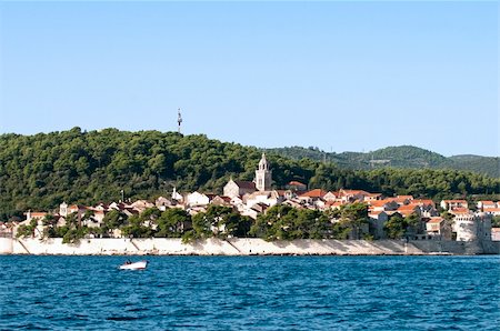 View of the Croatian island of Korcula from sea Photographie de stock - Aubaine LD & Abonnement, Code: 400-05728179