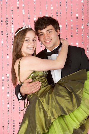 Young Couple Dressed For Party Foto de stock - Super Valor sin royalties y Suscripción, Código: 400-05729076