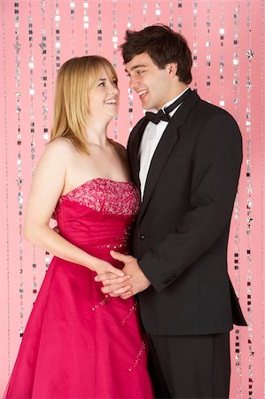 Young Couple Dressed For Party Foto de stock - Super Valor sin royalties y Suscripción, Código: 400-05729071