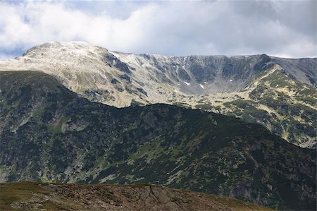 simsearch:400-05259682,k - mountain landscape in Parang Mountains in Romania Photographie de stock - Aubaine LD & Abonnement, Code: 400-05721167