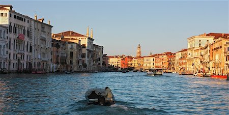 simsearch:400-04558229,k - Panoramic view on famous Grand Canal in Venice, Italy. Photographie de stock - Aubaine LD & Abonnement, Code: 400-05734017