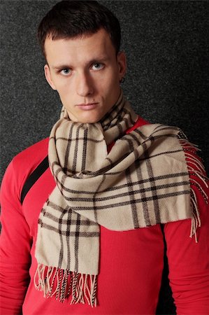 simsearch:400-04736573,k - young beautiful man is dressed in the scarf Photographie de stock - Aubaine LD & Abonnement, Code: 400-05734252