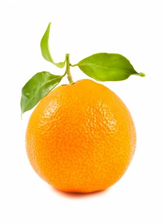 simsearch:400-07613620,k - Ripe tangerine isolated on a white background Stockbilder - Microstock & Abonnement, Bildnummer: 400-05734706